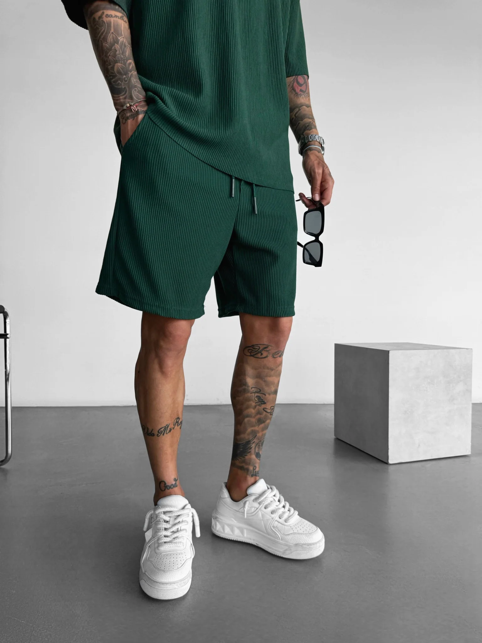 Loose Fit Cord Shorts - Green - Image 4