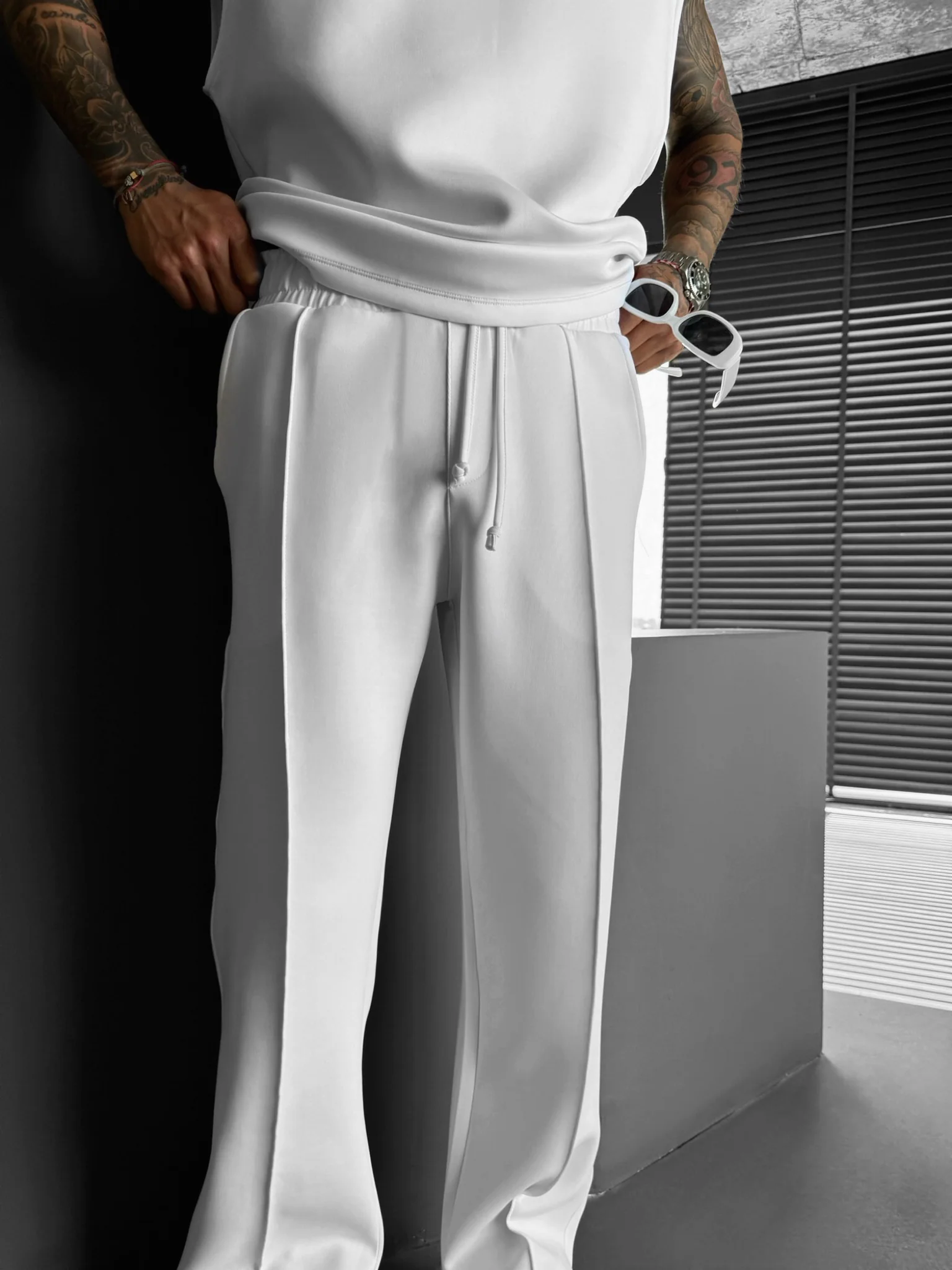Loose Fit Diver Fabric Trousers - White - Image 8