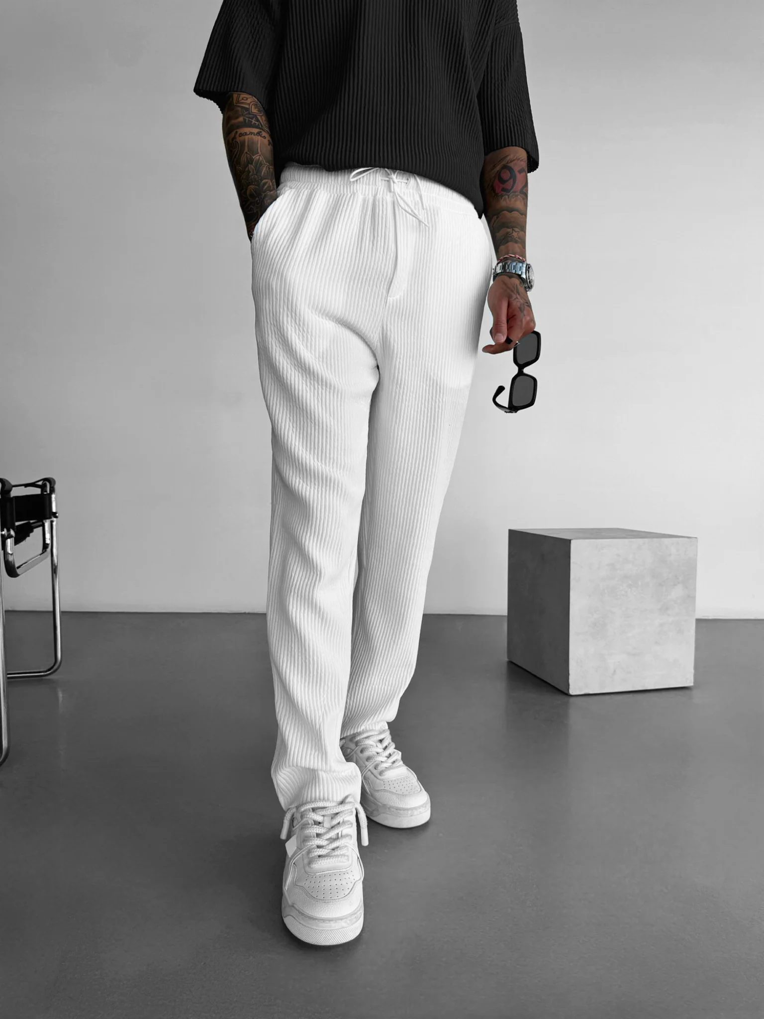 Loose Fit Ribbed Trousers - White - Image 4
