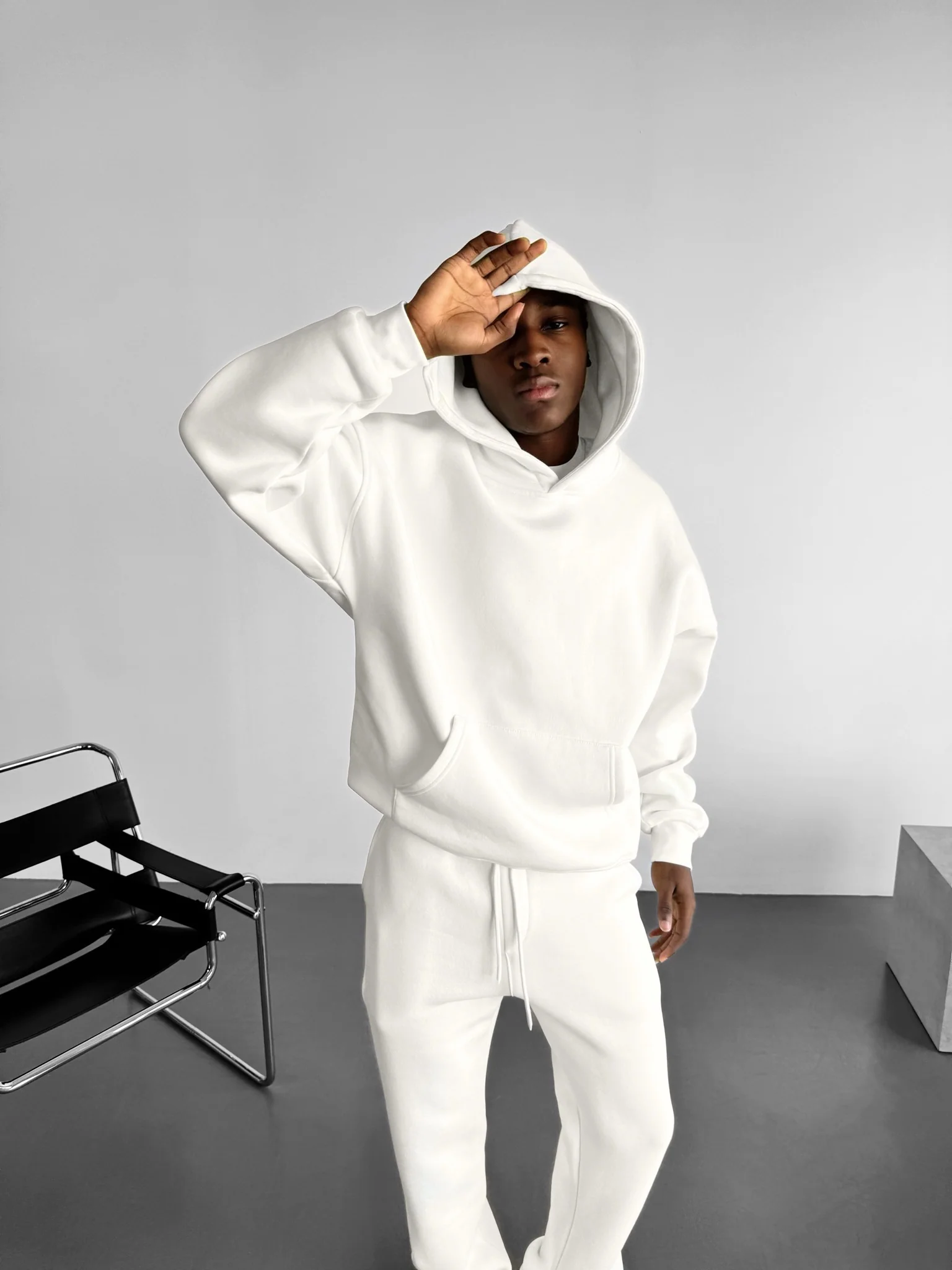 Oversize Basic Hoodie - White - Image 5