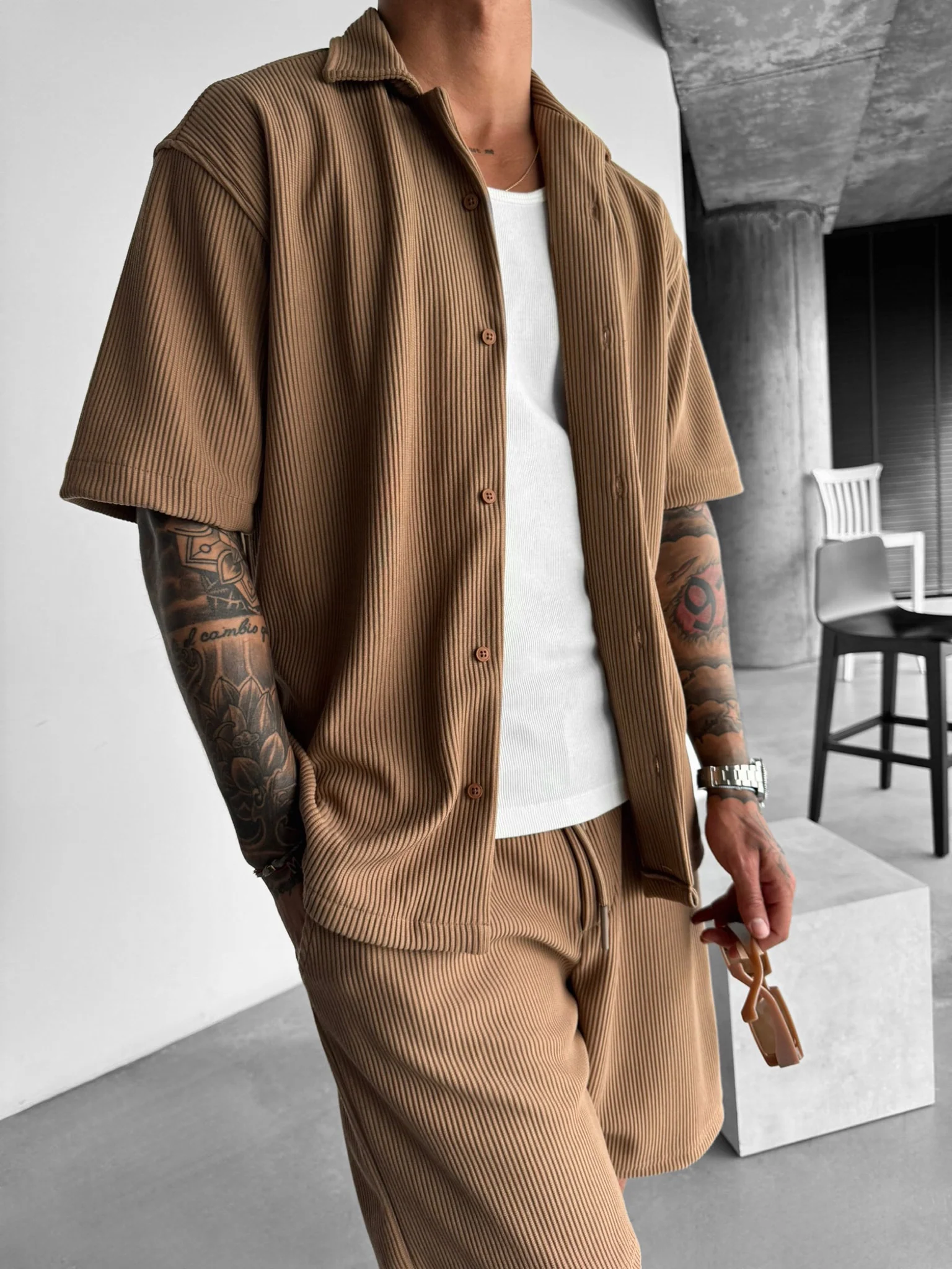 Oversize Cord Shirt - Brown - Image 3